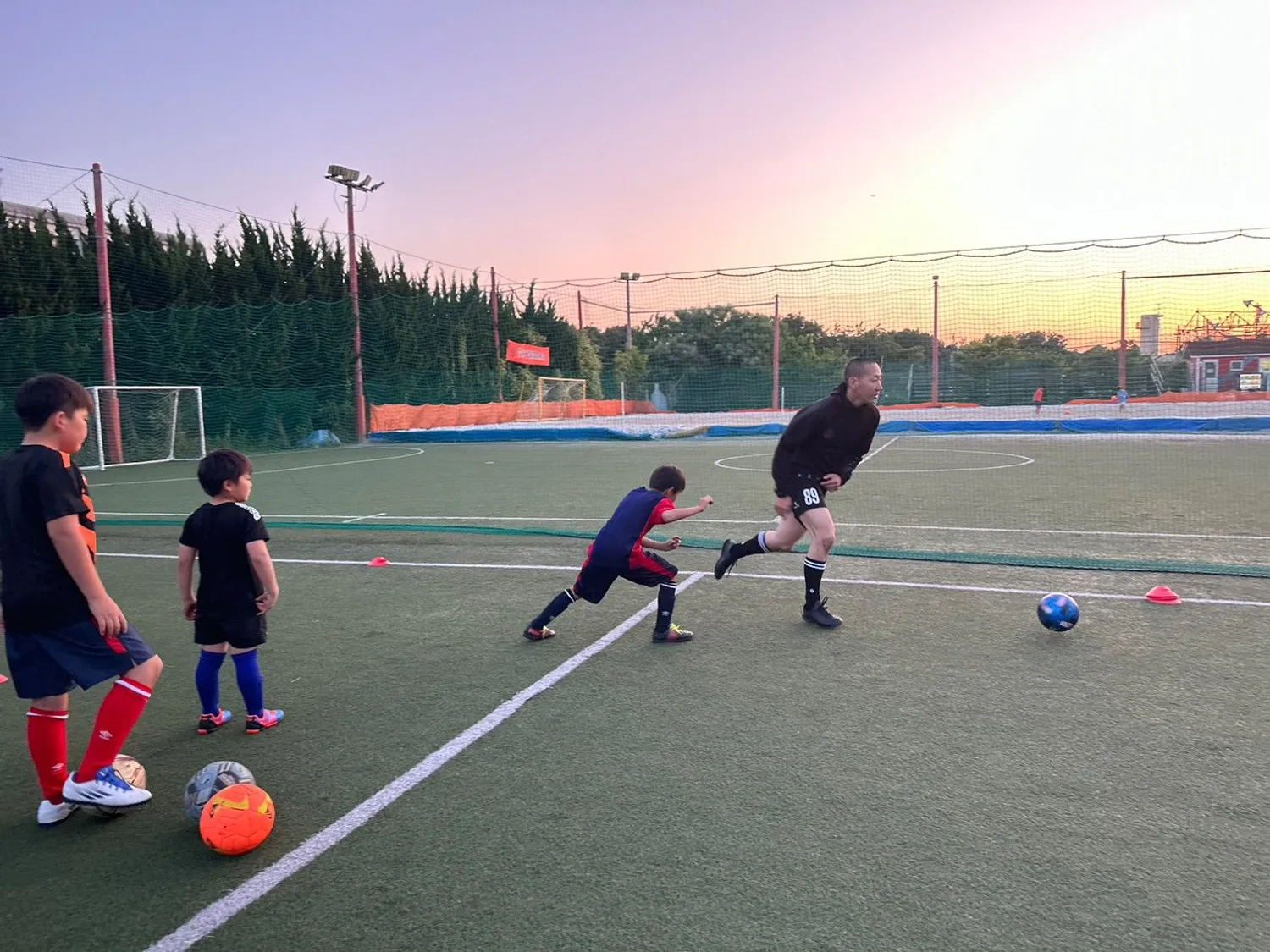 サッカー×陸上×フリースタイルの新たなサッカスクール　VIRDSフットボールアカデミー瀬谷