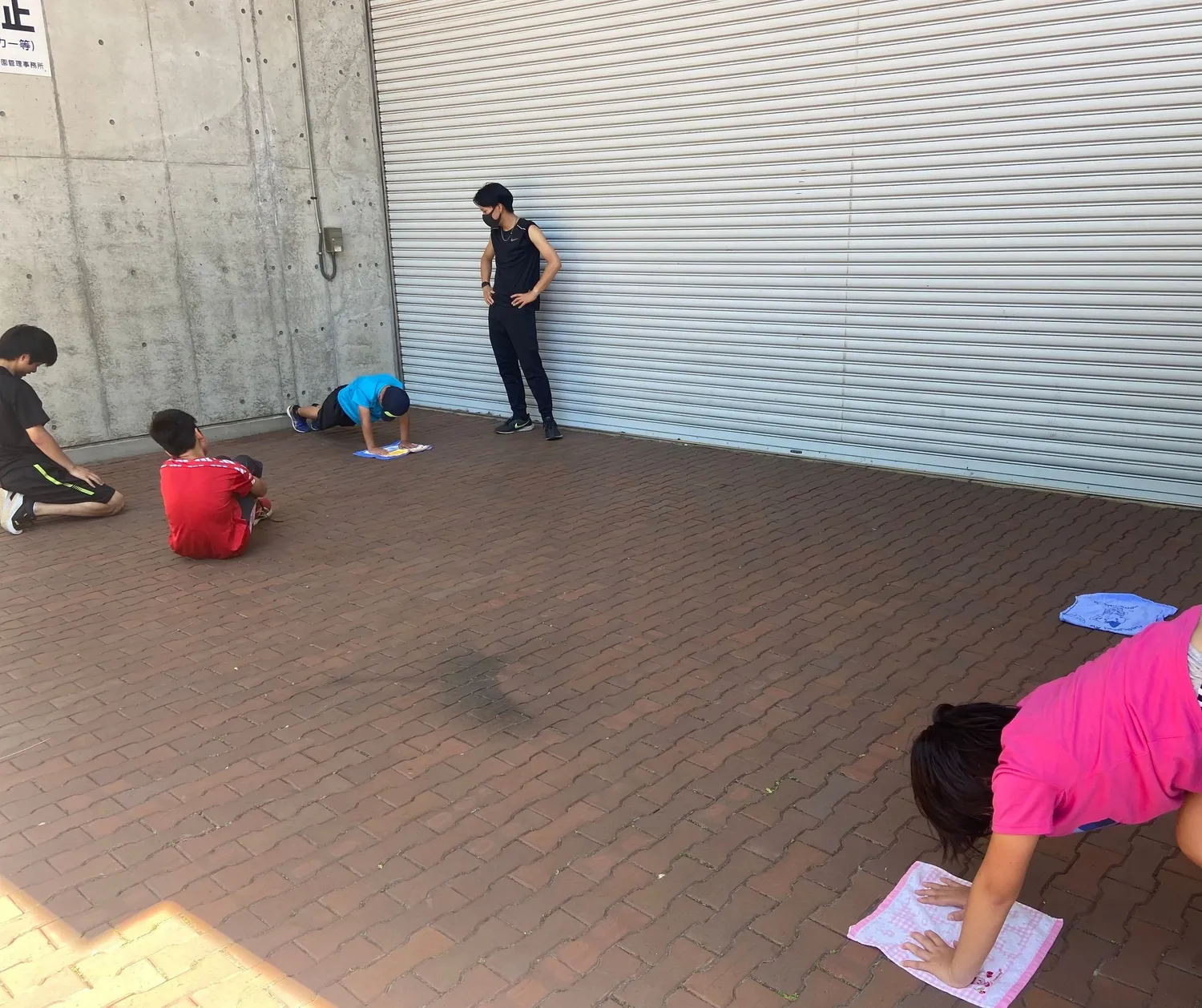 湘南ひらつかAC【腕振りに必要な胸のトレーニング】