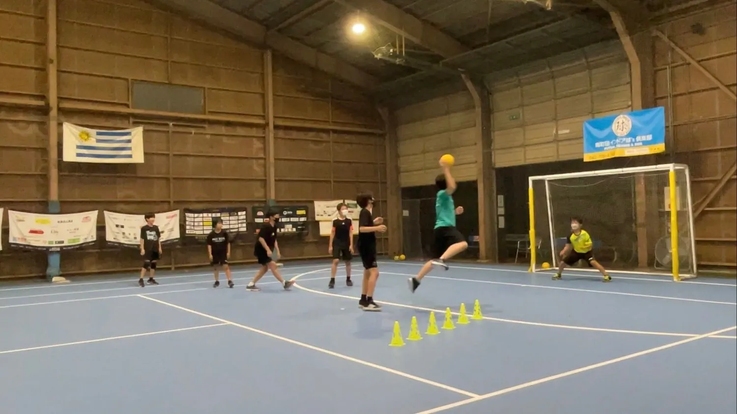 VIRDSハンドボールアカデミー町田校　　ハンドボールを通じてスポーツ万能へ　ボールスポーツのオールラウンダーへ