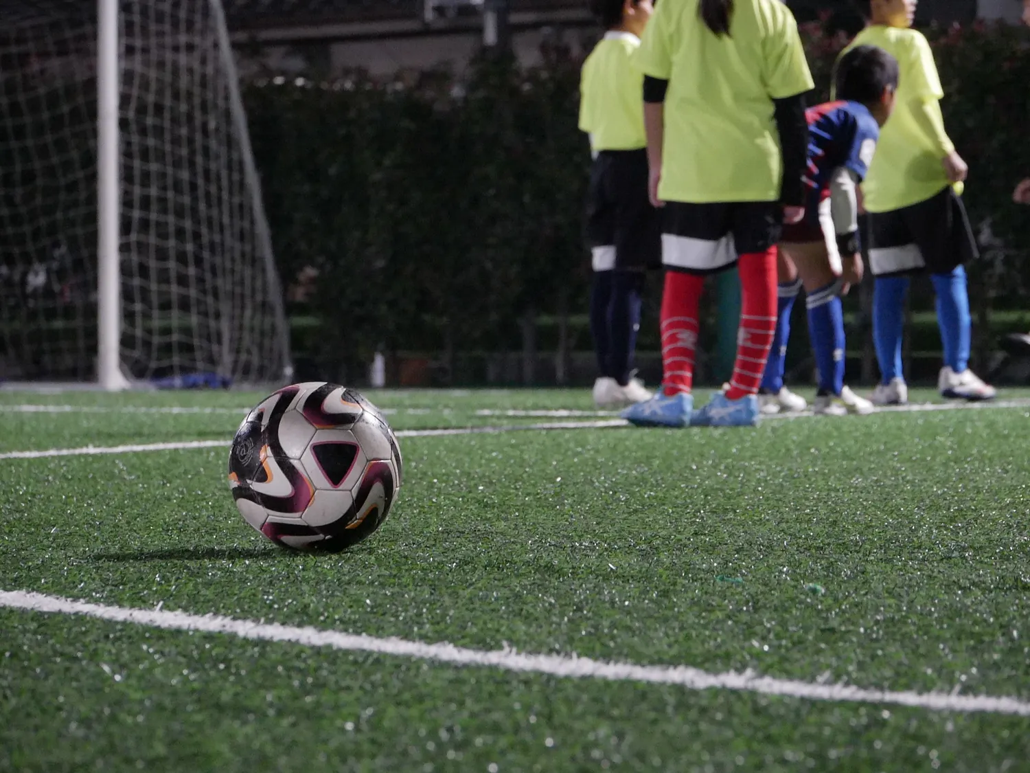 【少人数制サッカースクールの効果】子どもに与える３つのメリットとは？